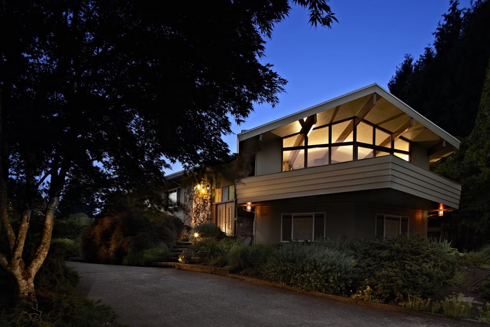 Mid Century Old Sanctuary in Oregon Mid Century Old Sanctuary in Oregon