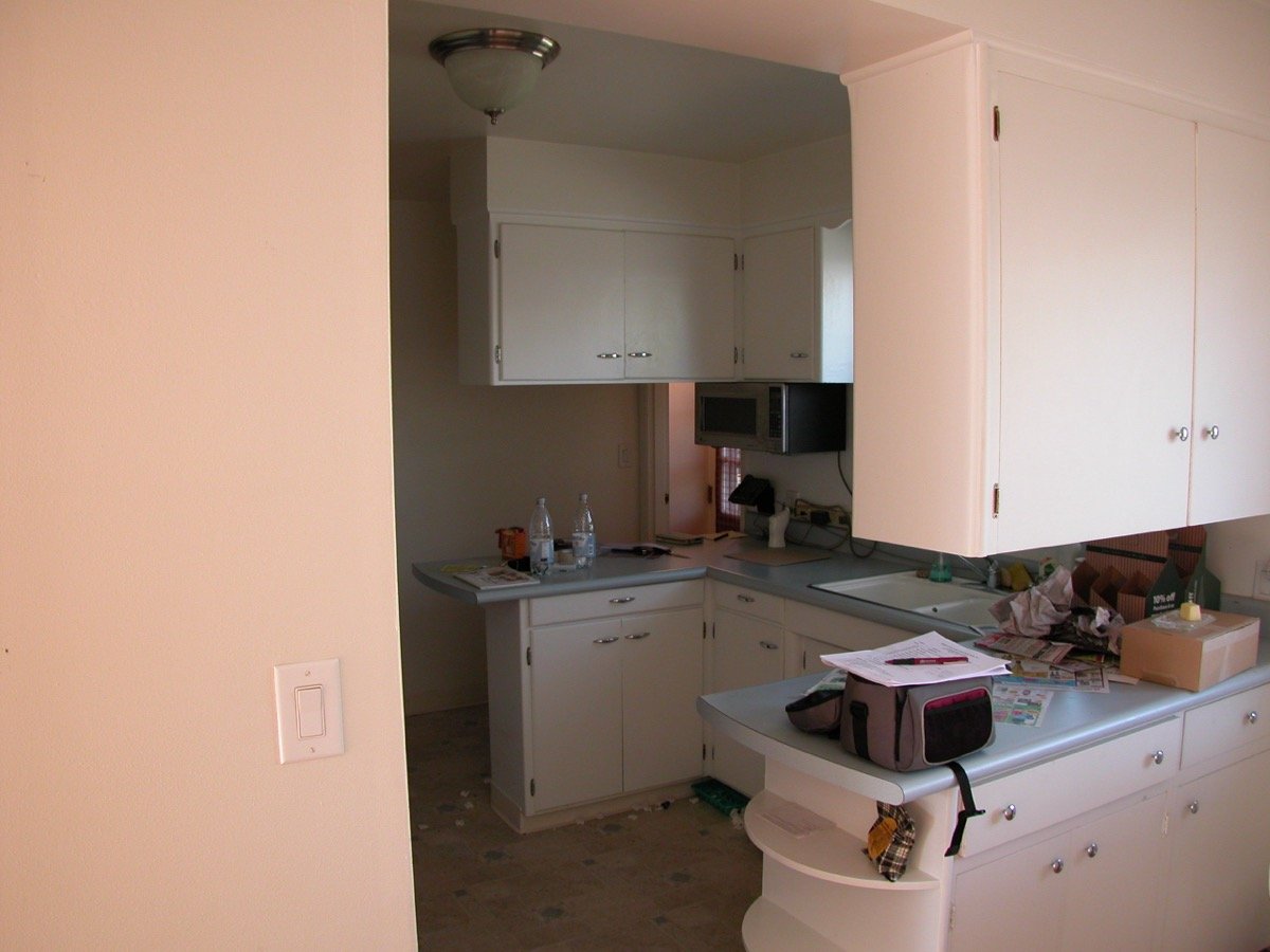 closed-off-kitchen-before