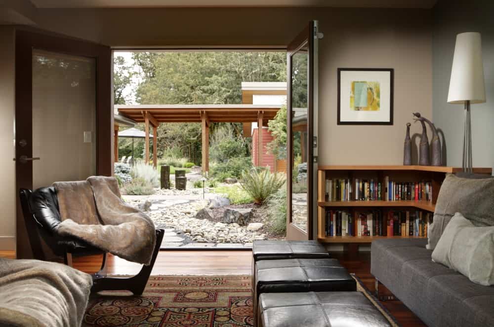 New Modern Ranch House living room