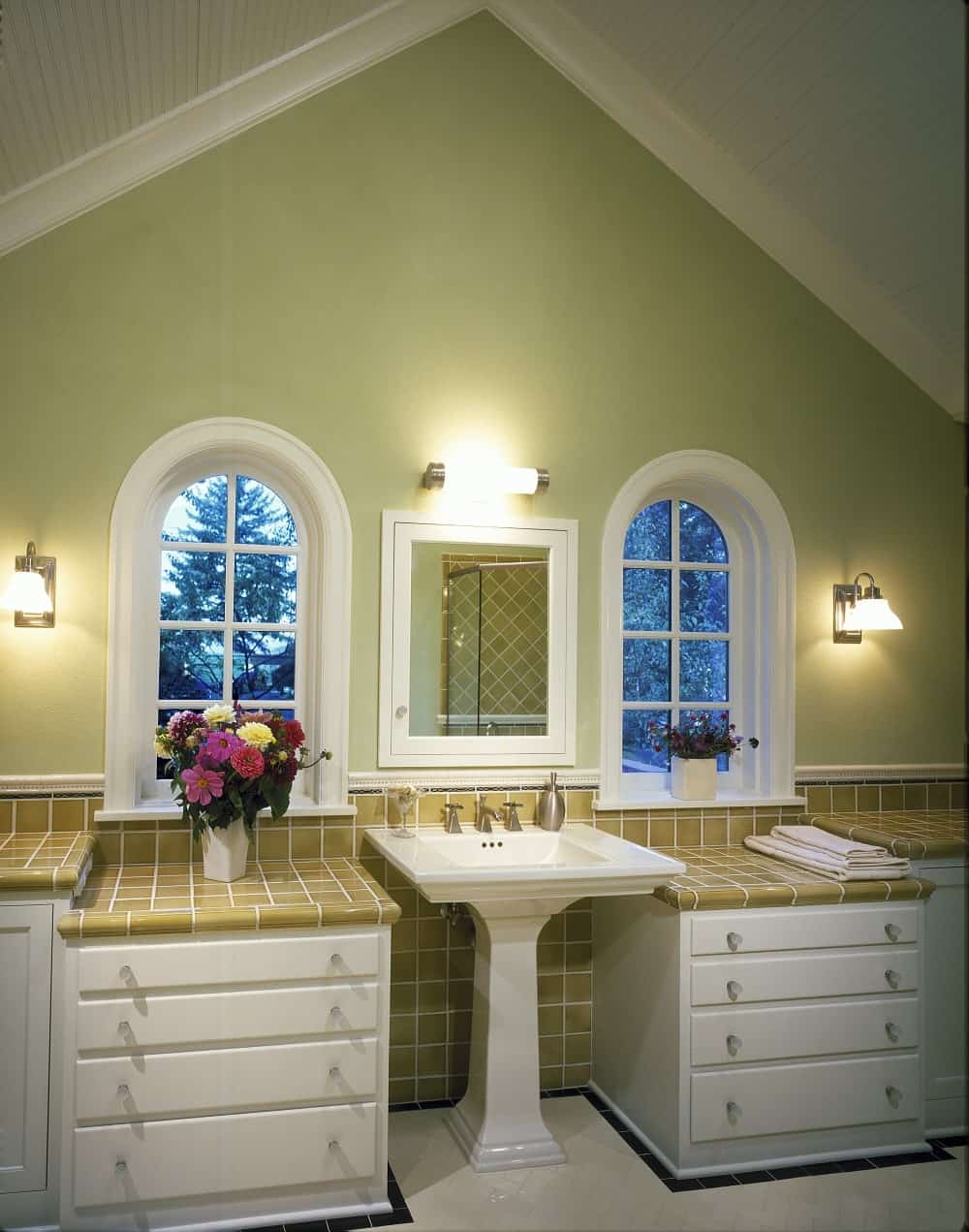 Fairmount Hills Cottage Restoration bathroom