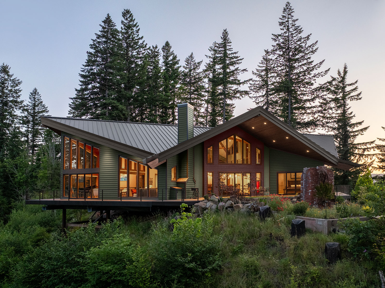 Santiam Canyon Project Featured in Oregon Home Magazine